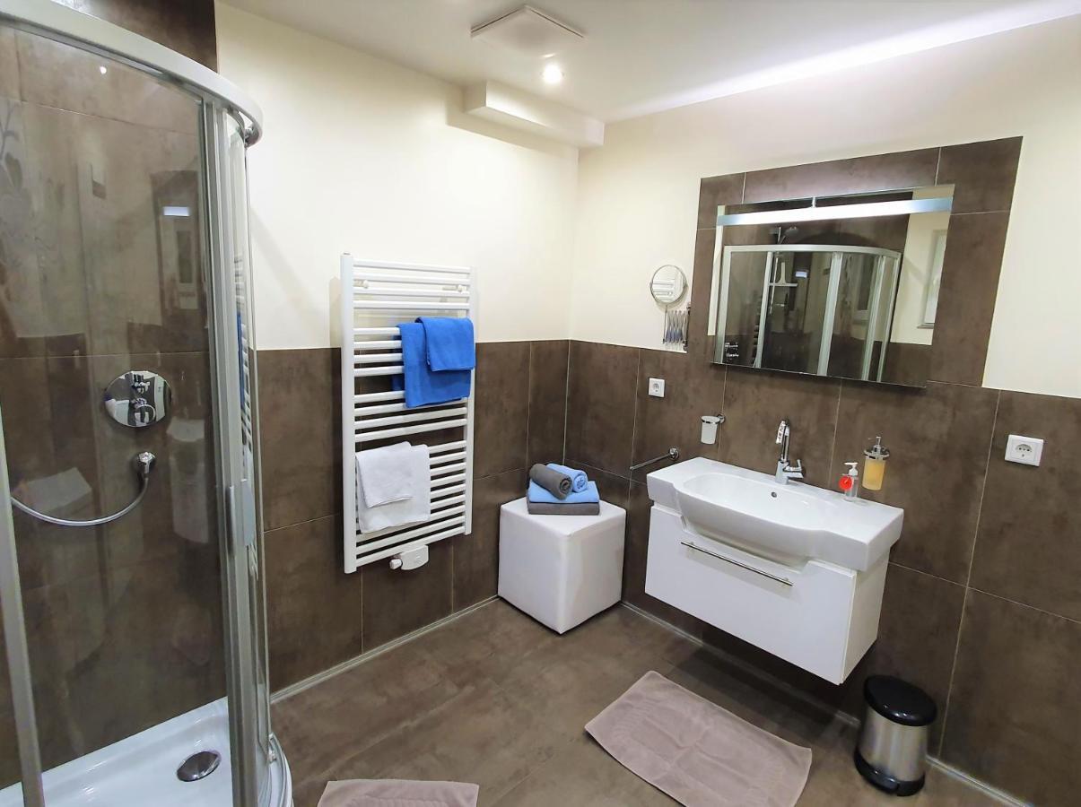 Ferienwohnung Glockenblume เอลล์เมา ภายนอก รูปภาพ